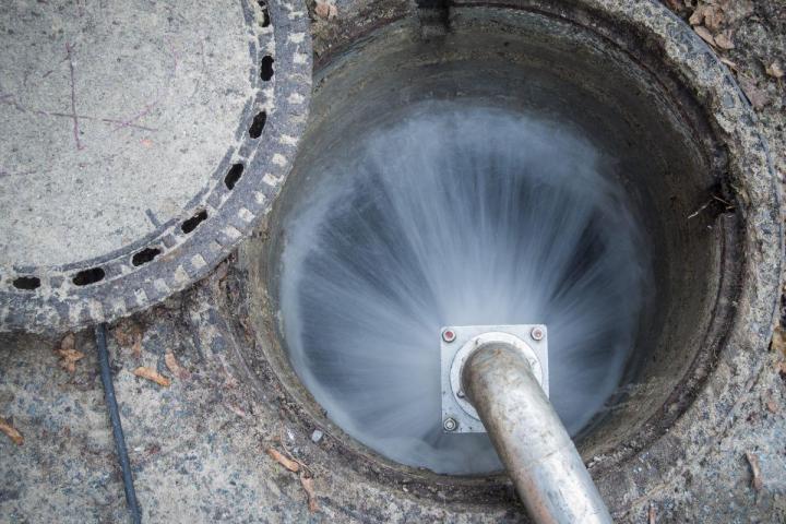 Spécialistes en nettoyage à haute pression de drain Montréal